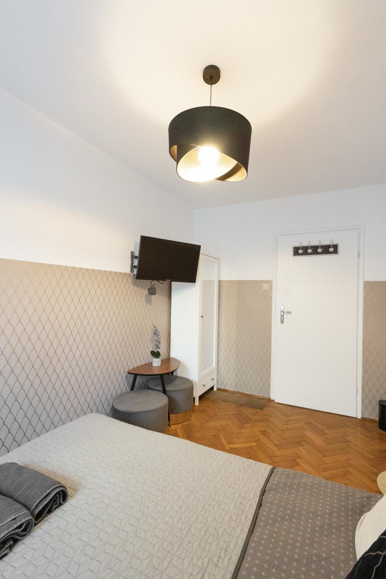 Clicktheflat Zurawia Street Apart Rooms Варшава Екстериор снимка