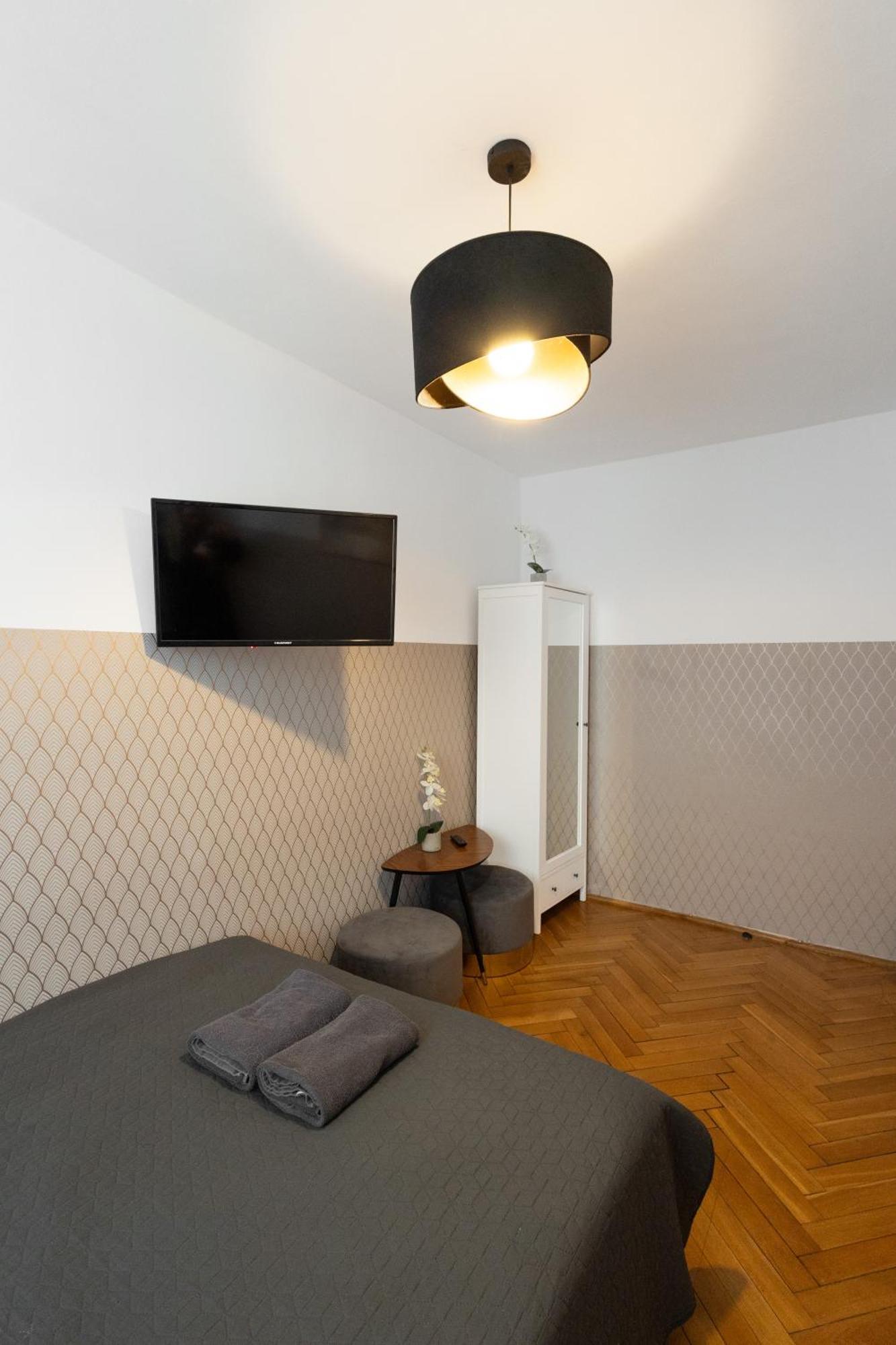 Clicktheflat Zurawia Street Apart Rooms Варшава Екстериор снимка