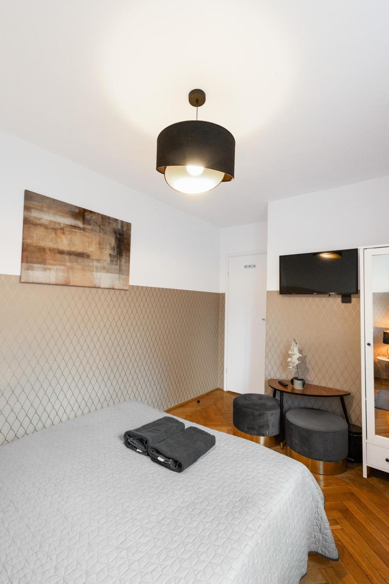 Clicktheflat Zurawia Street Apart Rooms Варшава Екстериор снимка