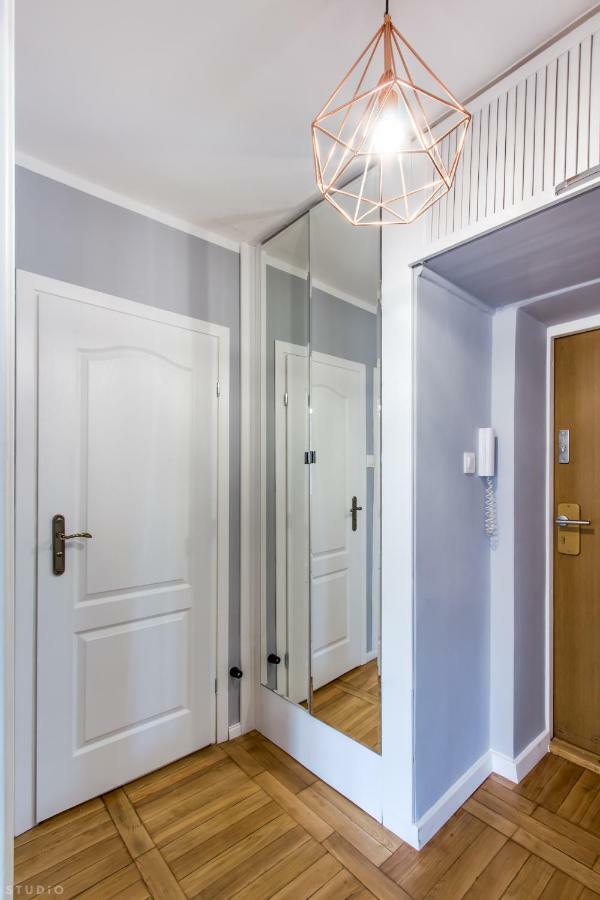 Clicktheflat Zurawia Street Apart Rooms Варшава Екстериор снимка