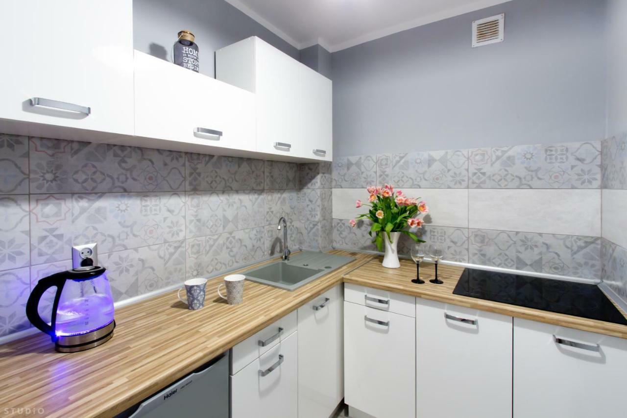 Clicktheflat Zurawia Street Apart Rooms Варшава Екстериор снимка
